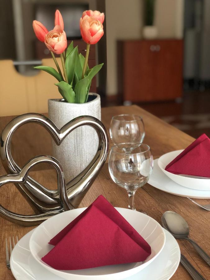 Alina Apartmanok Hajdúszoboszló Exteriör bild
