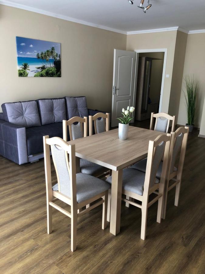 Alina Apartmanok Hajdúszoboszló Exteriör bild